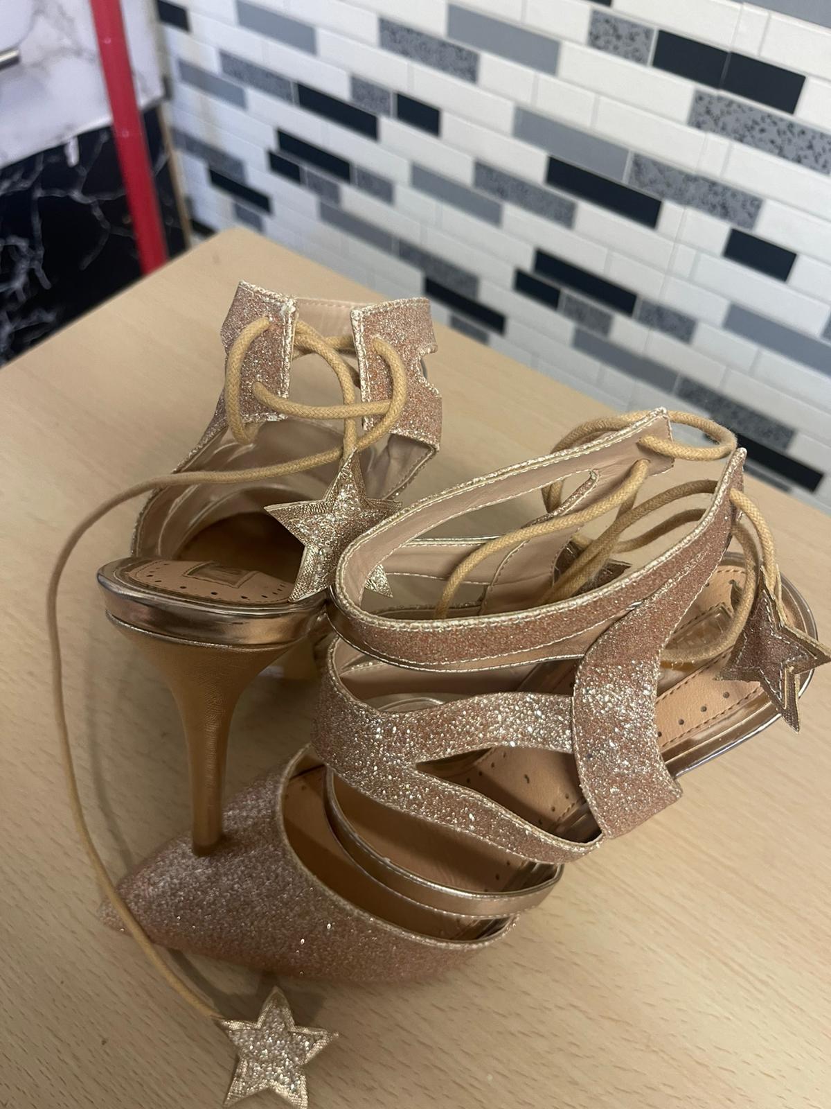 High Heel Miss KG